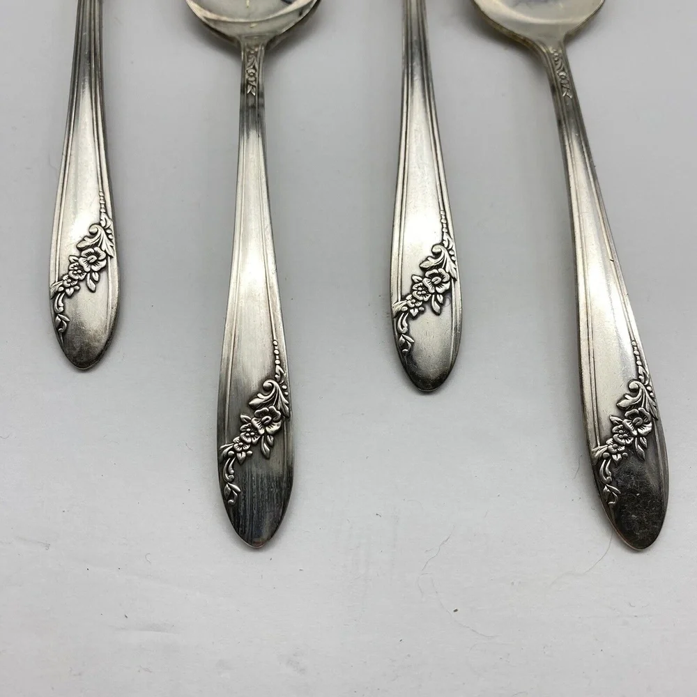 VTG 1946 Oneida Community Tudor Plate‎ Queen Bess II Teaspoons 4 Set Silverplate